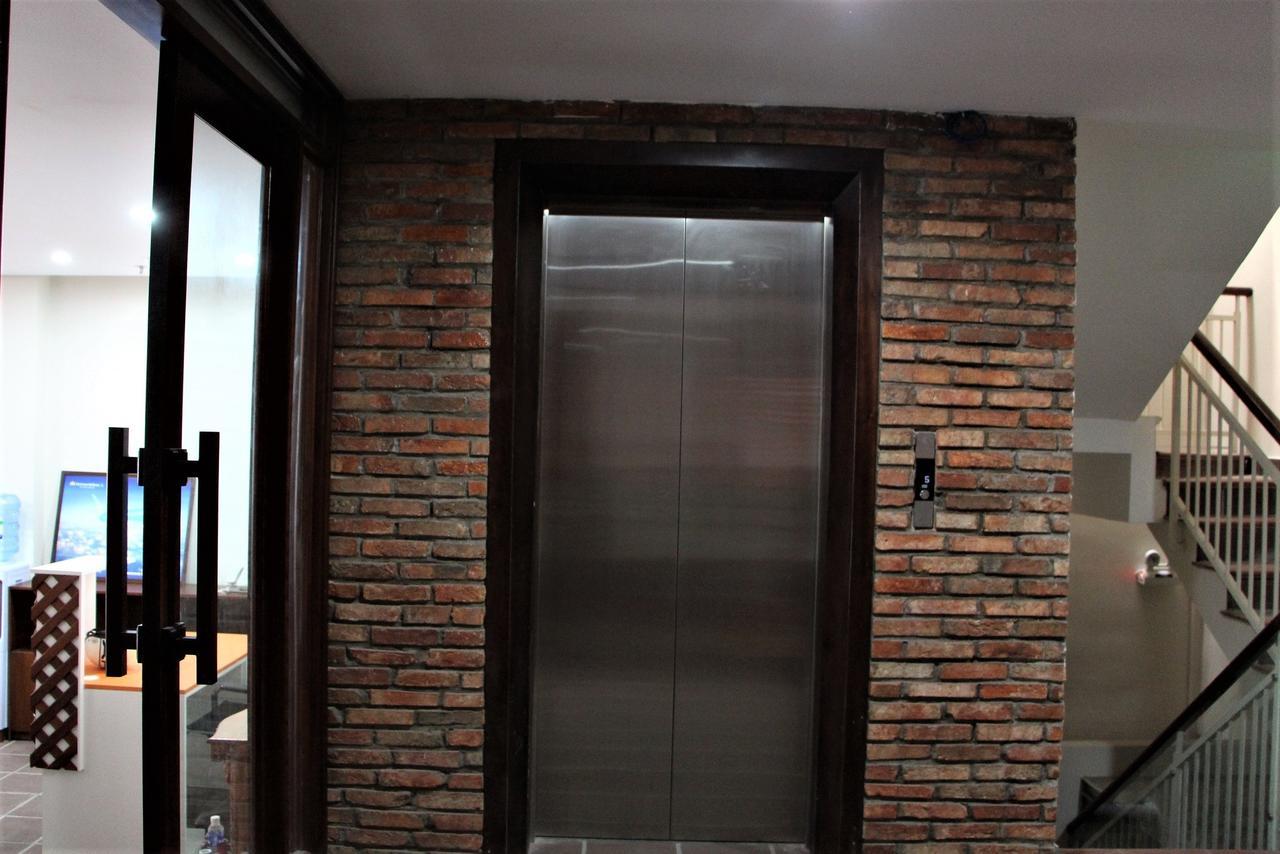 Ananas Family Hotel Ho Chi Minh City Bagian luar foto